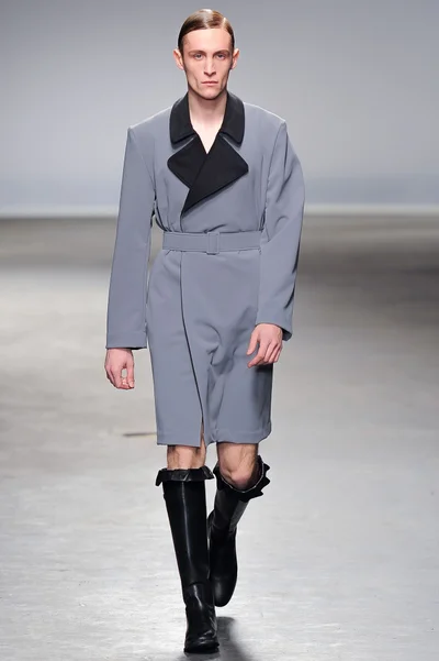 Look 30